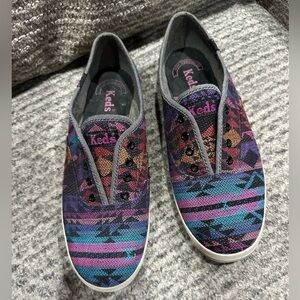 Keds Slip-on Basics in Aztec/Tribal Print, EUC!